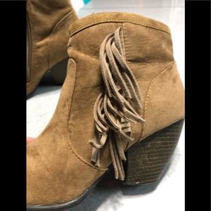 Ladies Tan Suede Ankle Boot